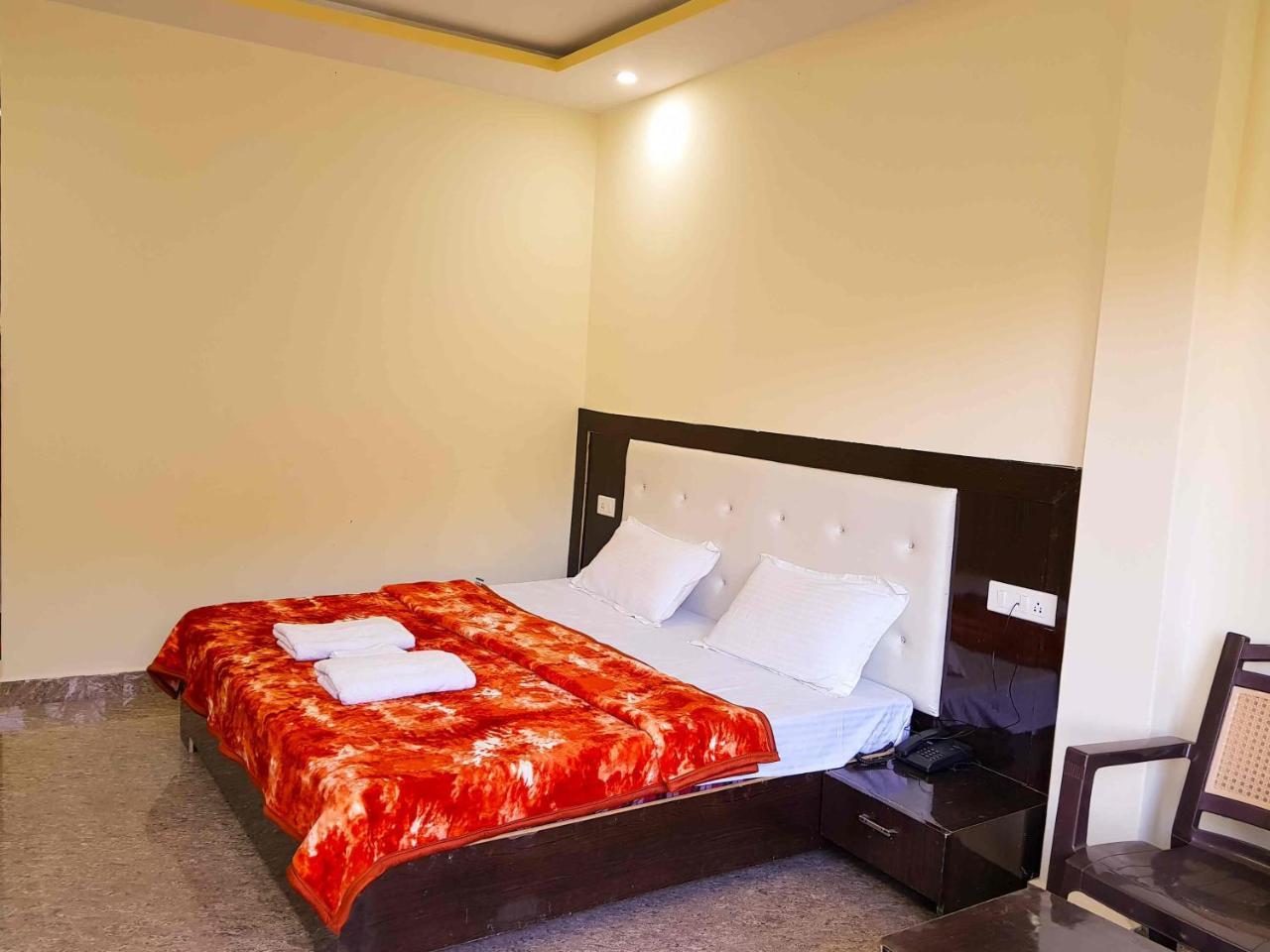 Hotel Homely Abode ダルハウジ エクステリア 写真